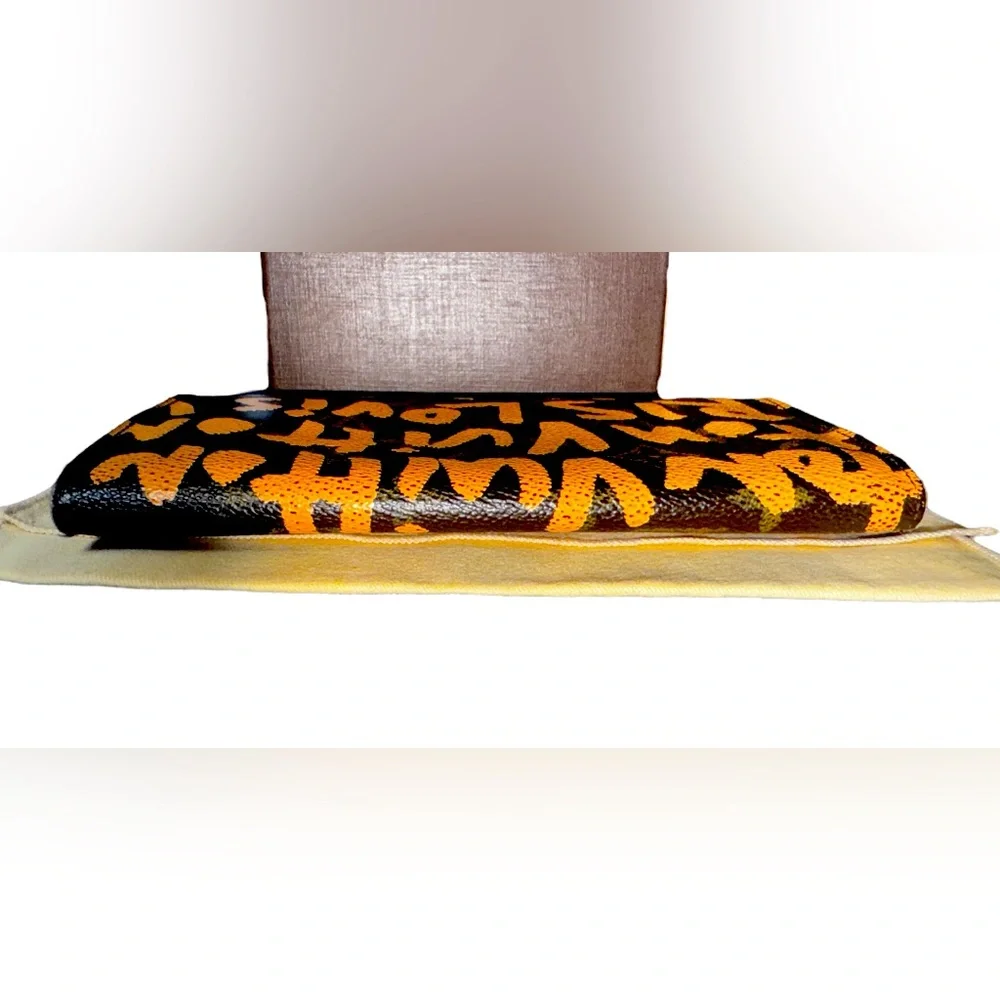 Louis Vuitton x Steve Sprouse Graffiti Sarah Wallet